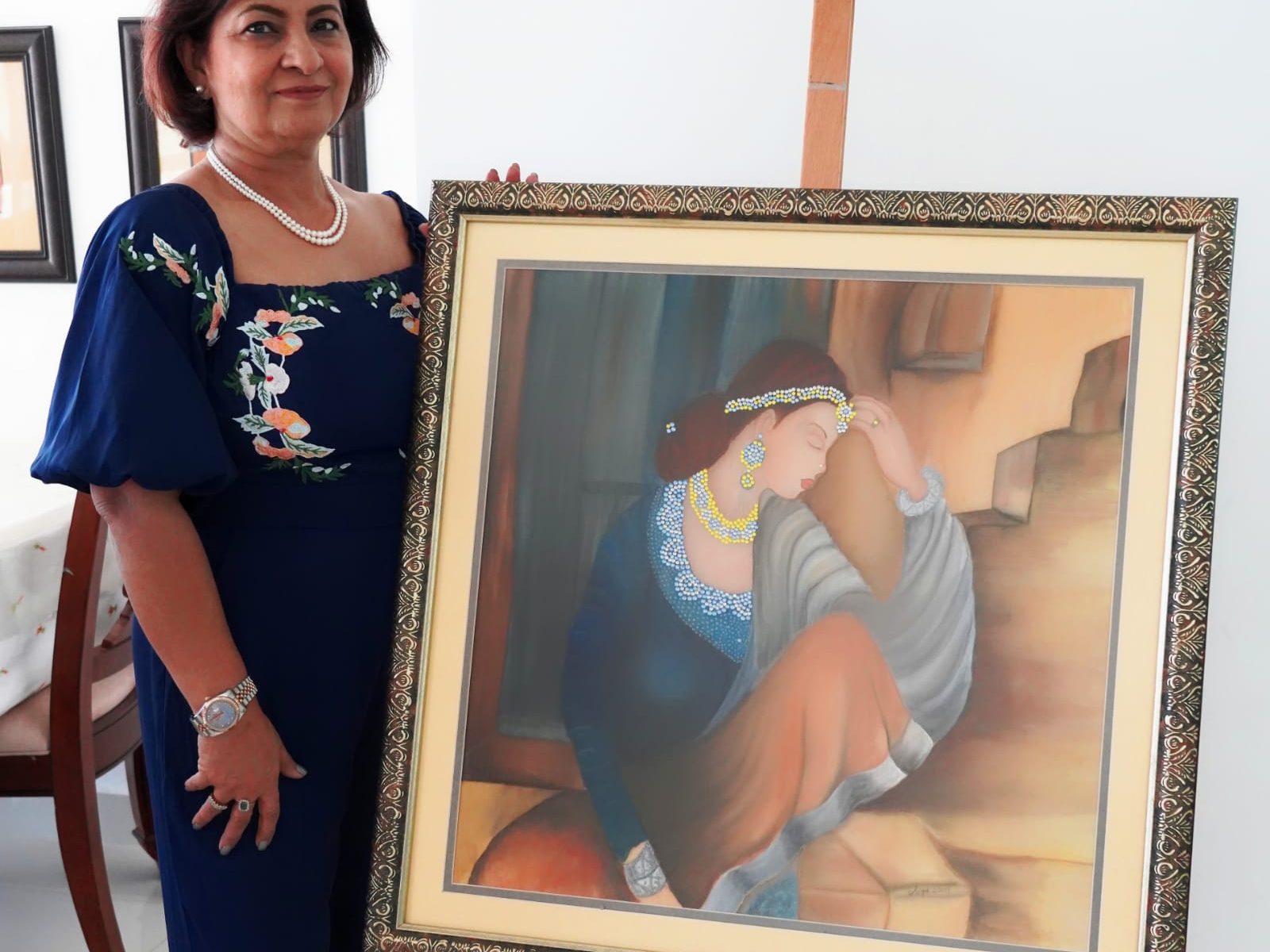 Anju Dhamija with her first painting - Displayed in Emirates Palace Abu Dhabi